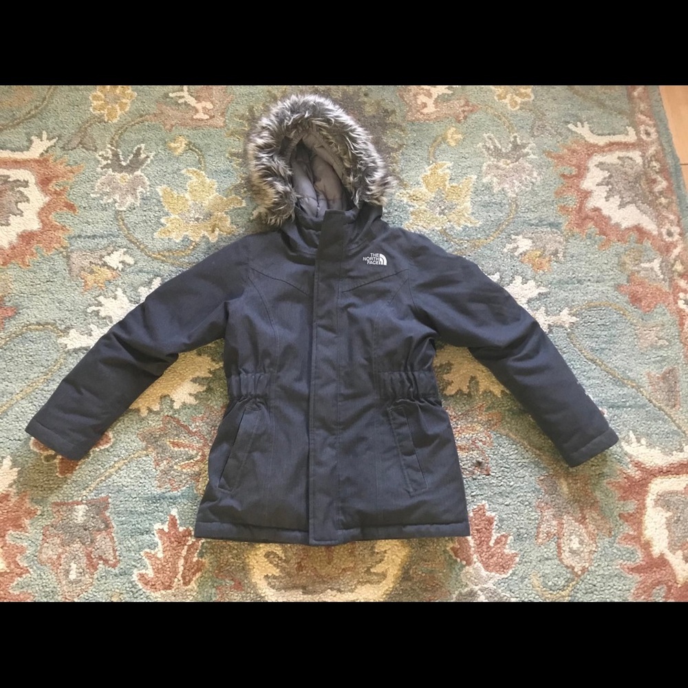 North face winter coat girl M10-12 size